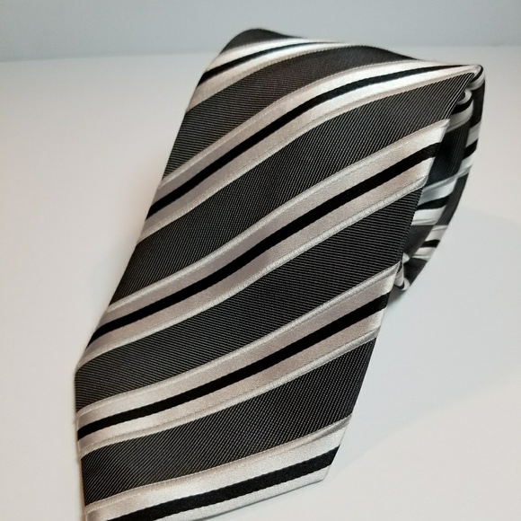 Striped Bill Blass tie - Picture 6 of 6